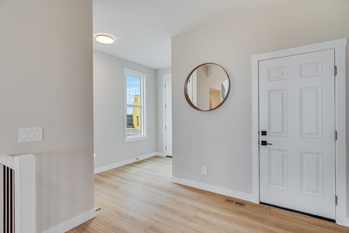 467 Kinniburgh Loop photo